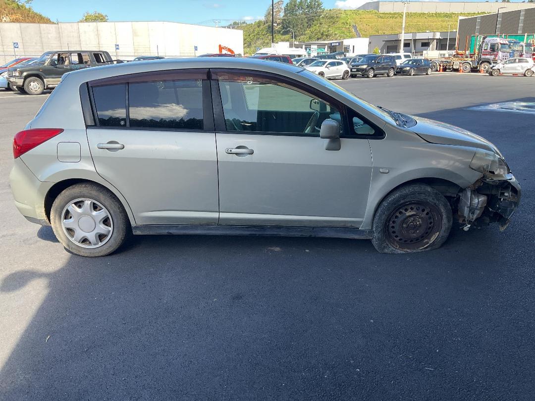 Photo '5' of Nissan Tiida Photo '5' of Nissan Tiida