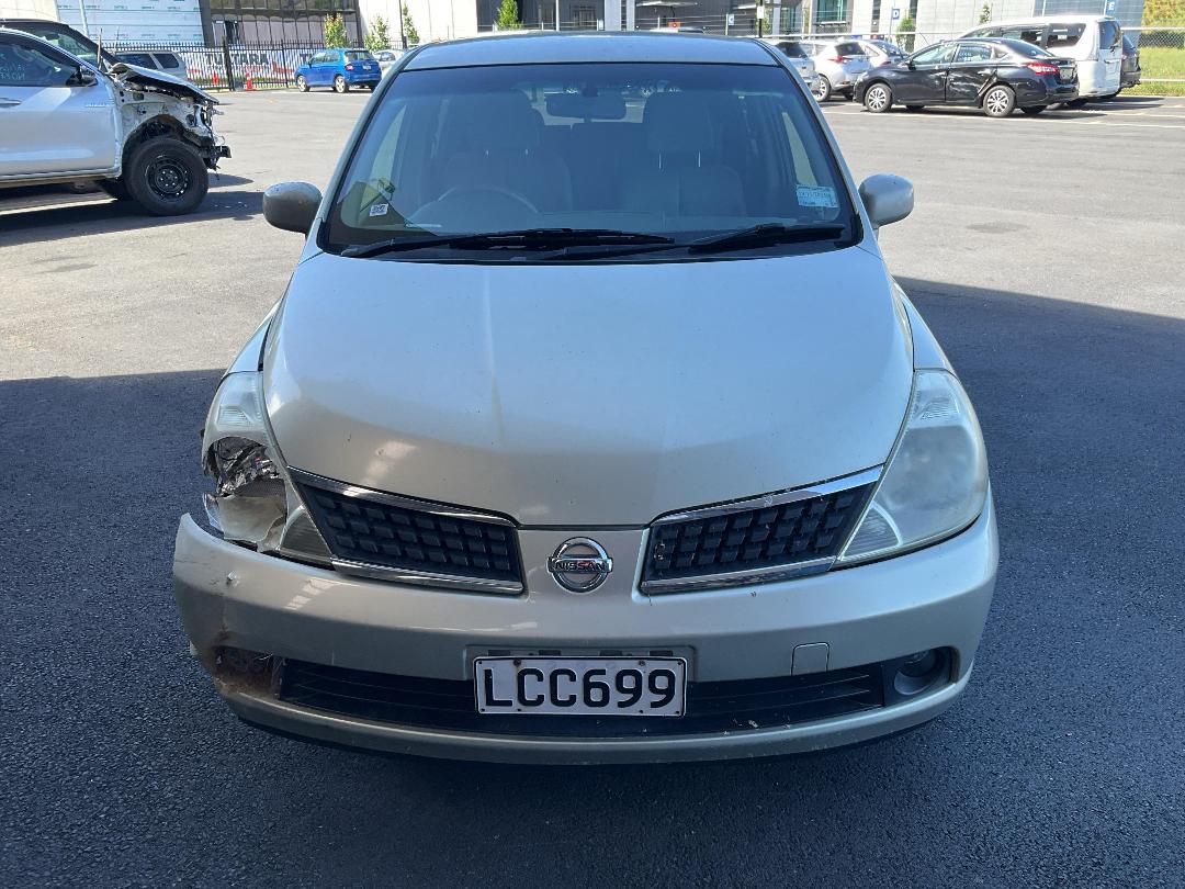 Photo '7' of Nissan Tiida Photo '7' of Nissan Tiida