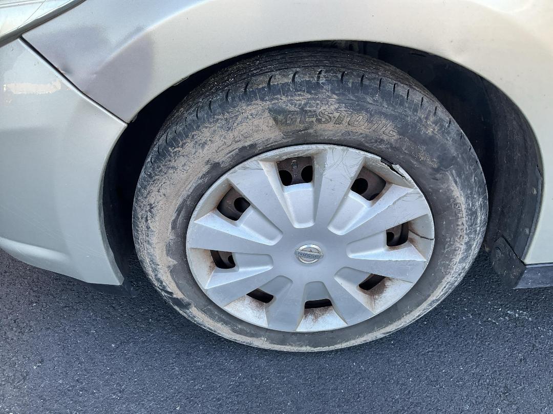 Photo '11' of Nissan Tiida Photo '11' of Nissan Tiida