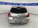 Thumbnail '6' of Nissan Tiida