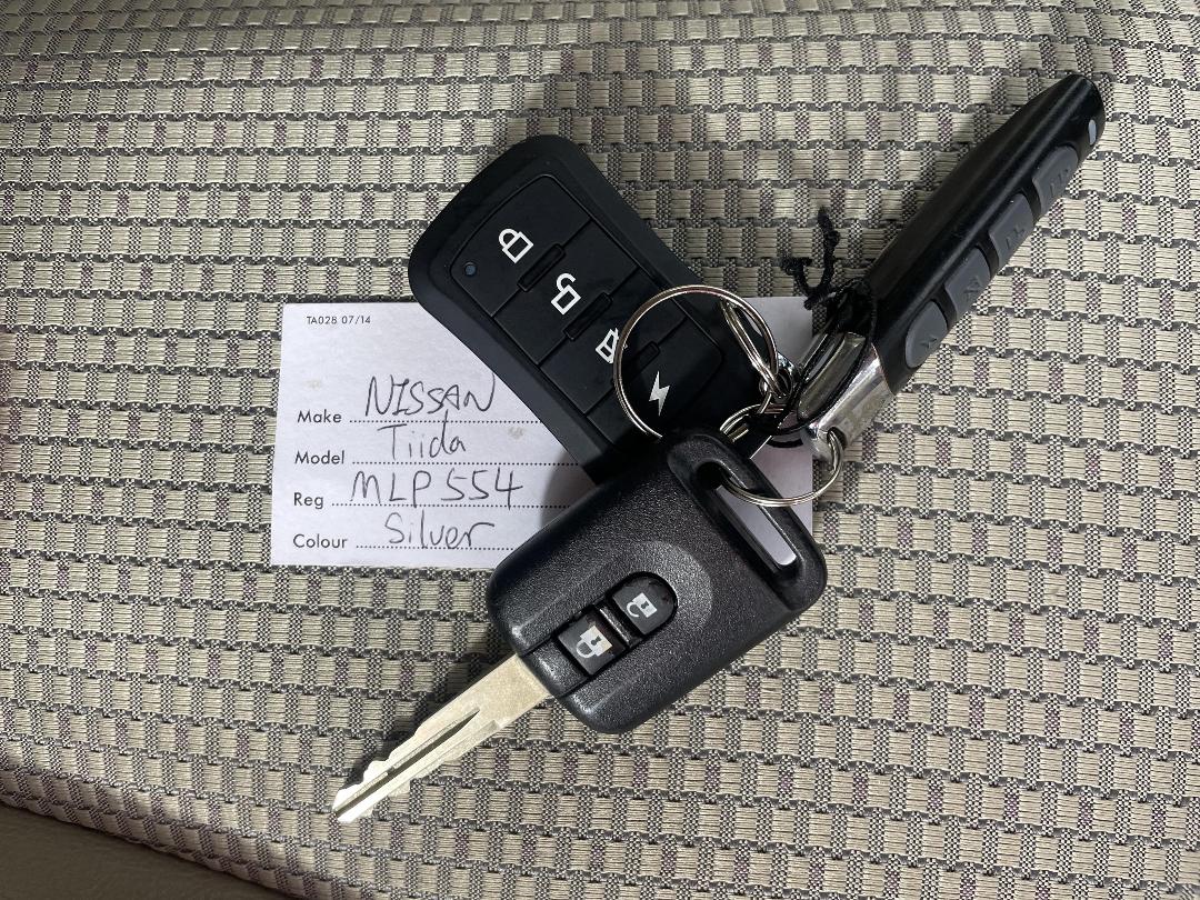 Photo '22' of Nissan Tiida Photo '22' of Nissan Tiida