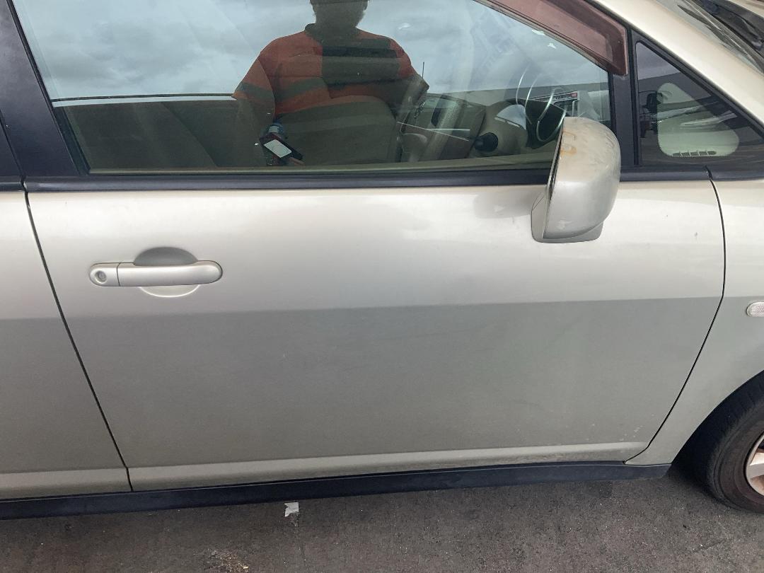 Photo '3' of Nissan Tiida Photo '3' of Nissan Tiida