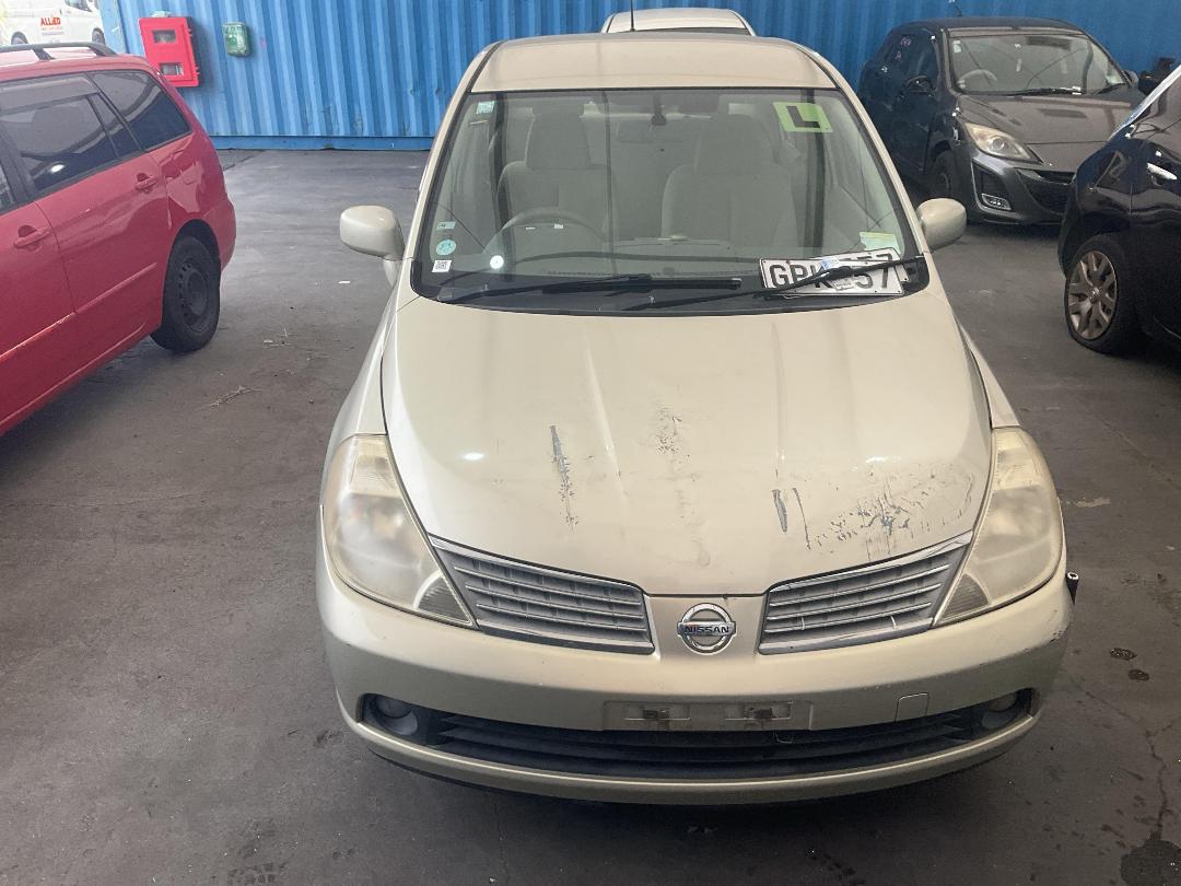 Photo '4' of Nissan Tiida Photo '4' of Nissan Tiida