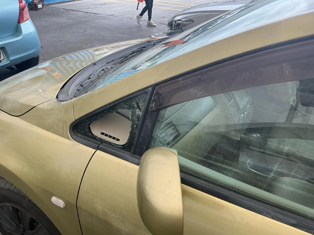 Photo '8' of Nissan Tiida