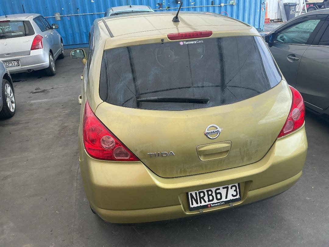 Photo '11' of Nissan Tiida