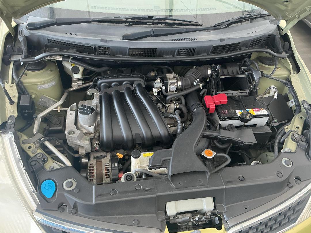 Photo '15' of Nissan Tiida