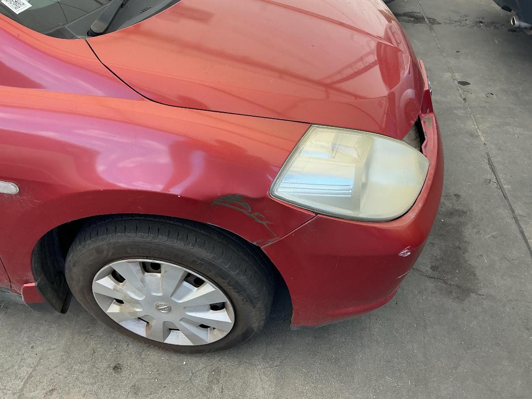 Photo '4' of Nissan Tiida