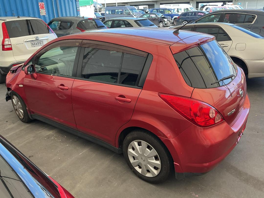 Photo '10' of Nissan Tiida