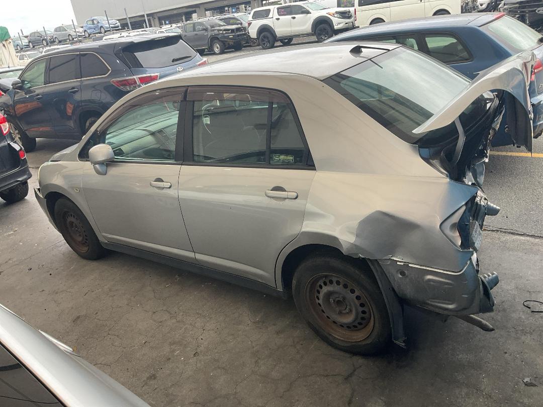 Photo '10' of Nissan Tiida