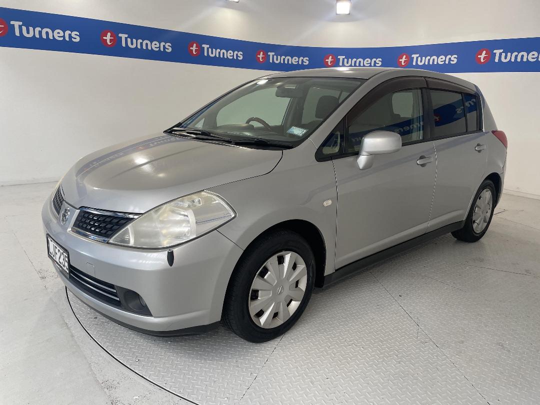 Photo '4' of Nissan Tiida