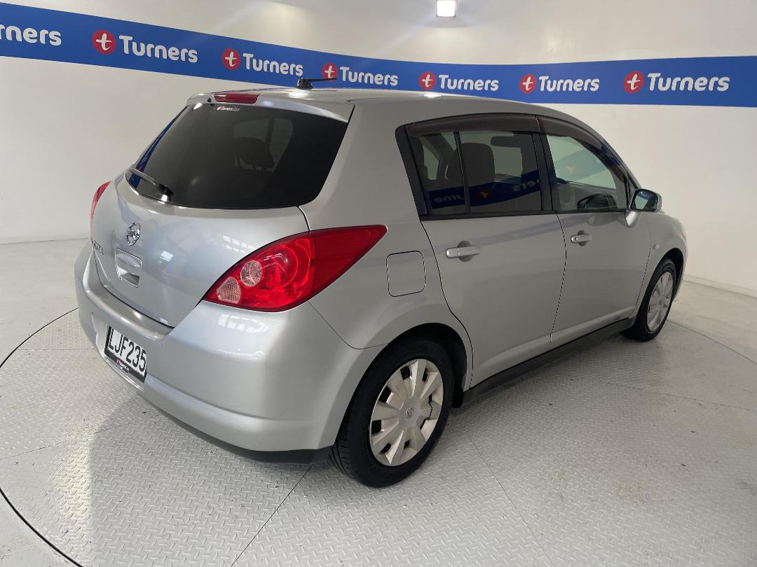 Photo '7' of Nissan Tiida