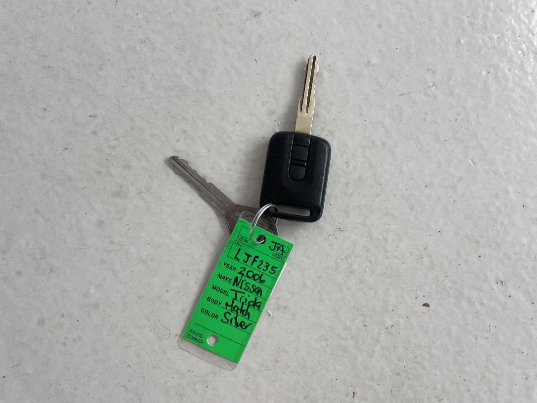 Photo '22' of Nissan Tiida