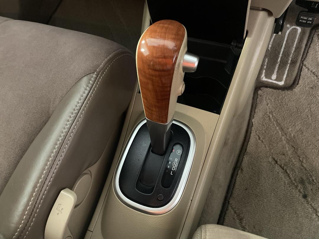 Photo '28' of Nissan Tiida