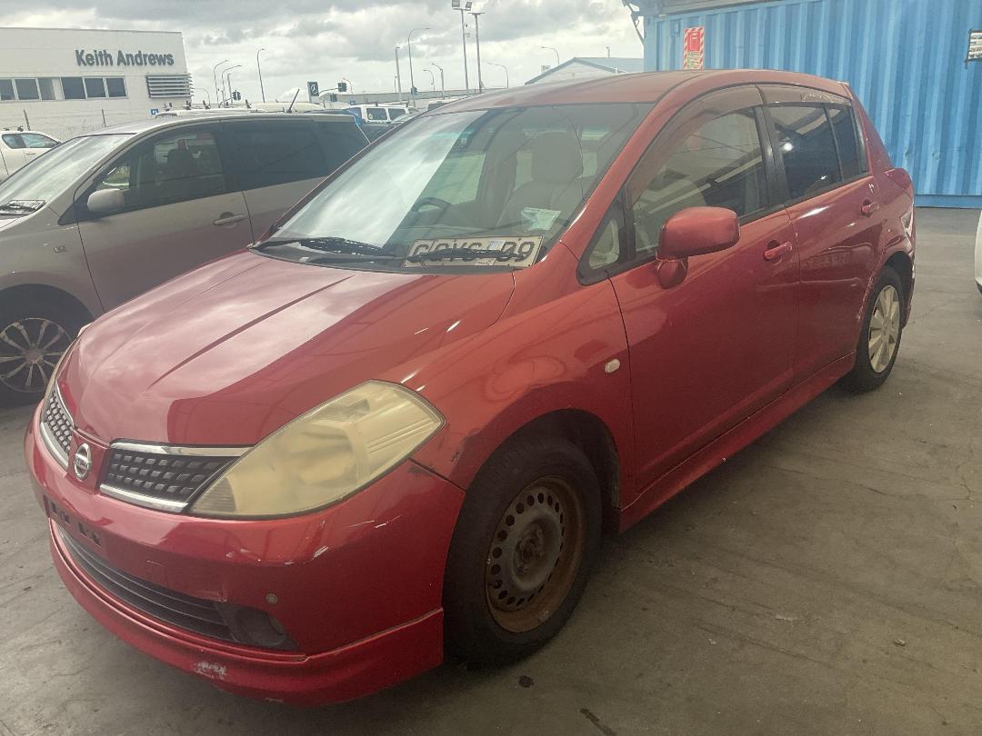 Photo '3' of Nissan Tiida Photo '3' of Nissan Tiida