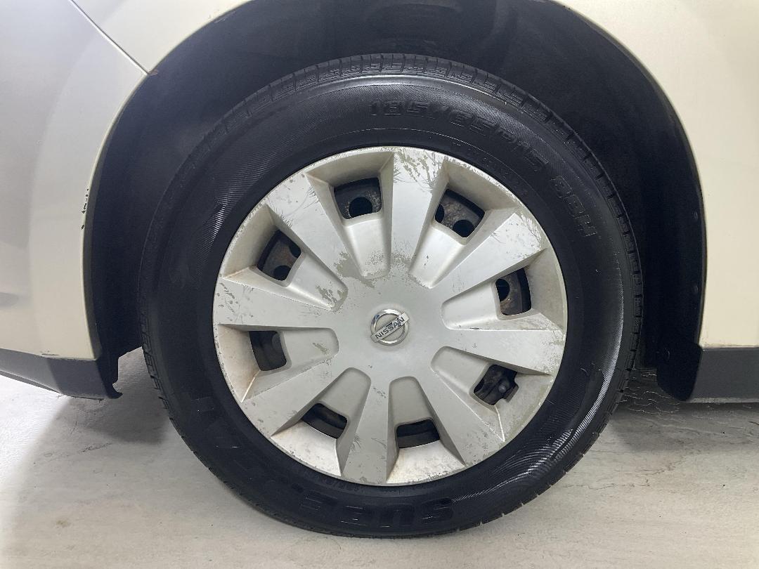 Photo '10' of Nissan Tiida Photo '10' of Nissan Tiida