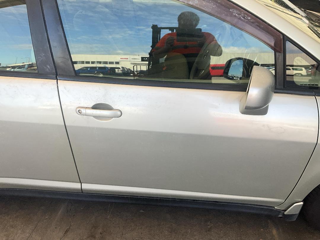 Photo '4' of Nissan Tiida Latio Photo '4' of Nissan Tiida Latio