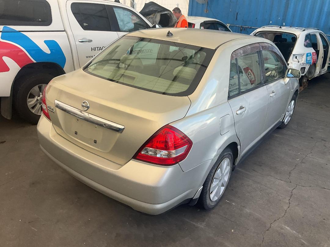 Photo '14' of Nissan Tiida Latio Photo '14' of Nissan Tiida Latio