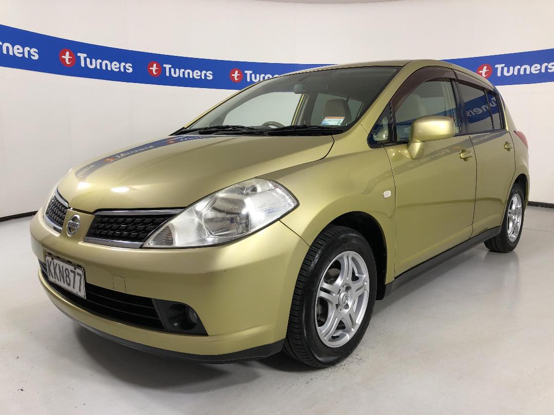 Photo '4' of Nissan Tiida