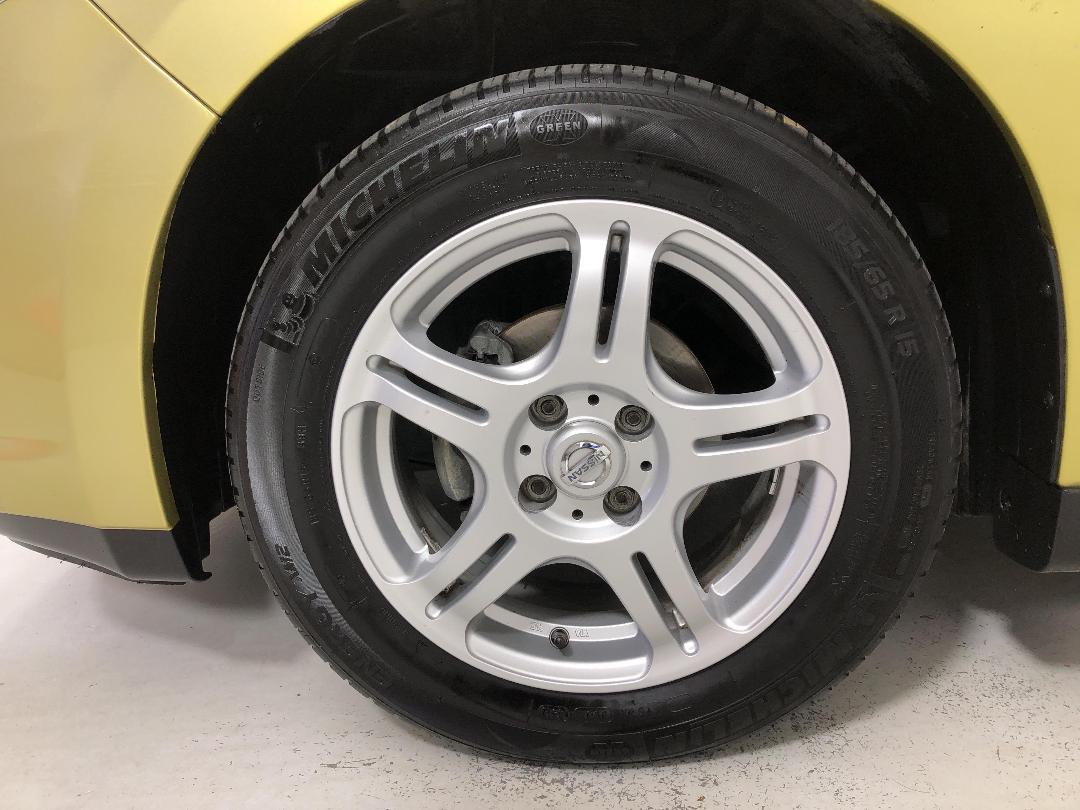 Photo '10' of Nissan Tiida