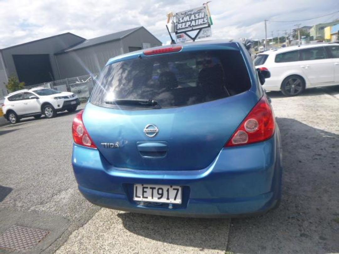 Photo '4' of Nissan Tiida