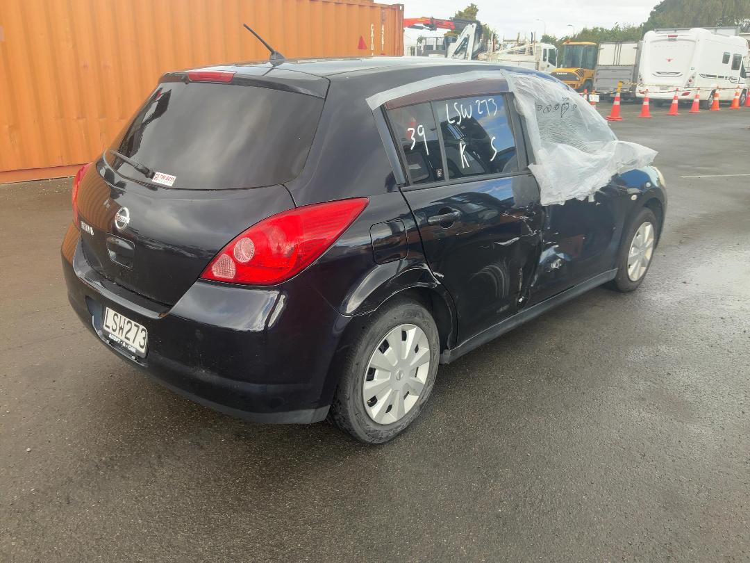 Photo '6' of Nissan Tiida