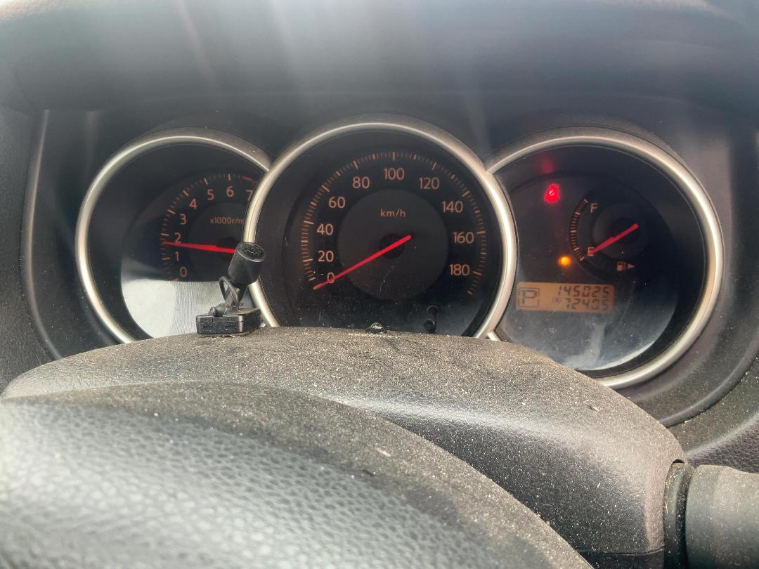 Photo '12' of Nissan Tiida