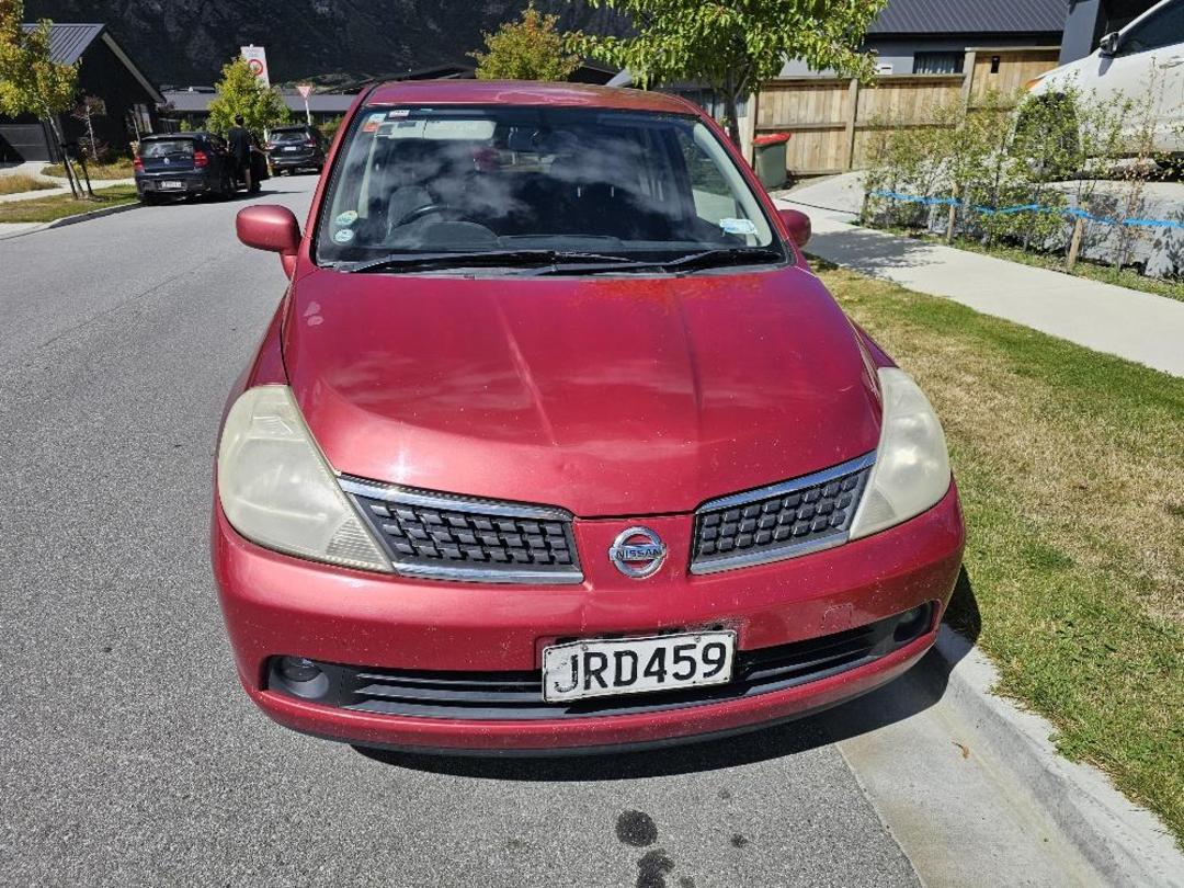 Photo '2' of Nissan Tiida