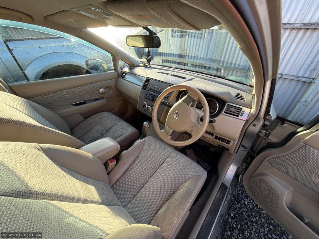 Photo '8' of Nissan Tiida