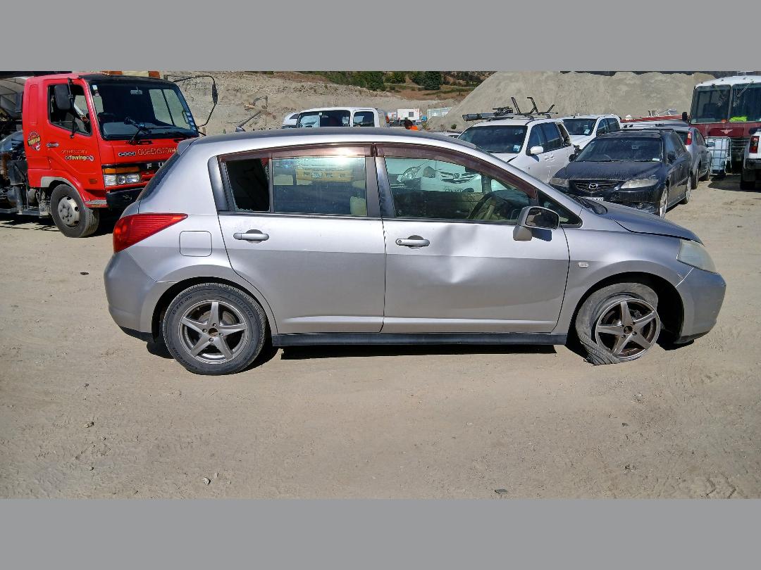 Photo '4' of Nissan Tiida