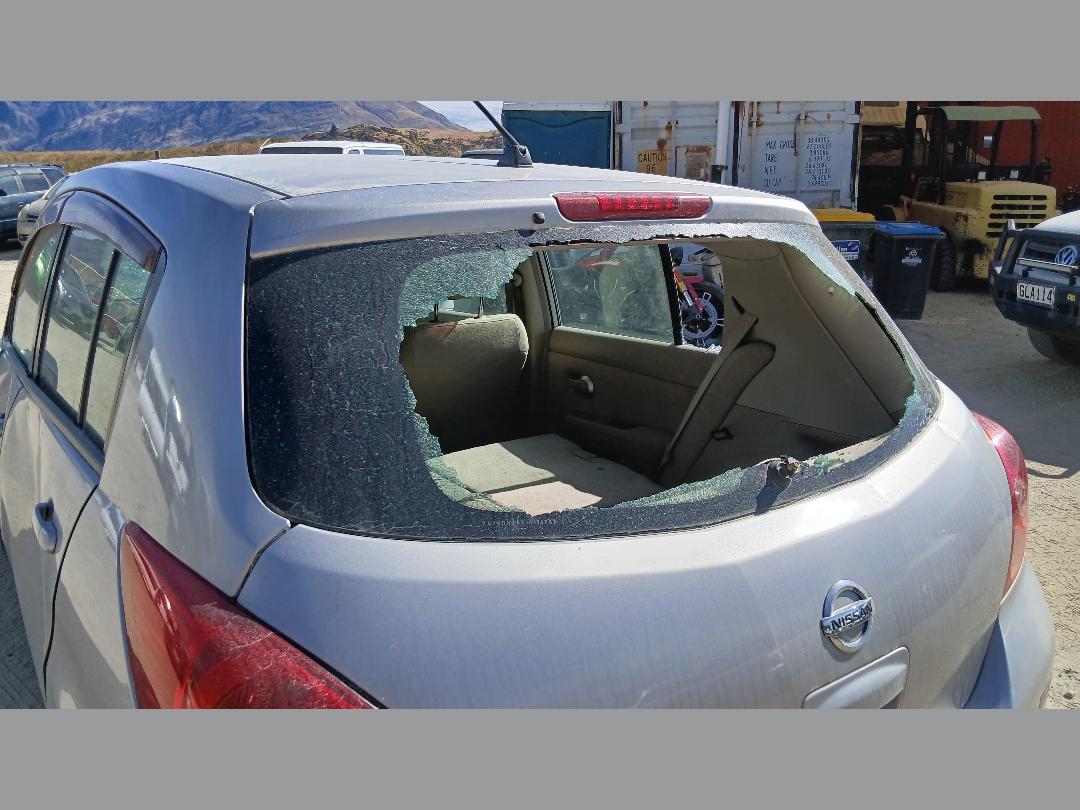 Photo '8' of Nissan Tiida