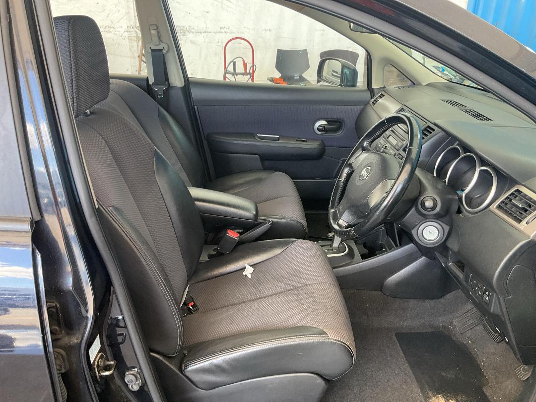 Photo '21' of Nissan Tiida TI