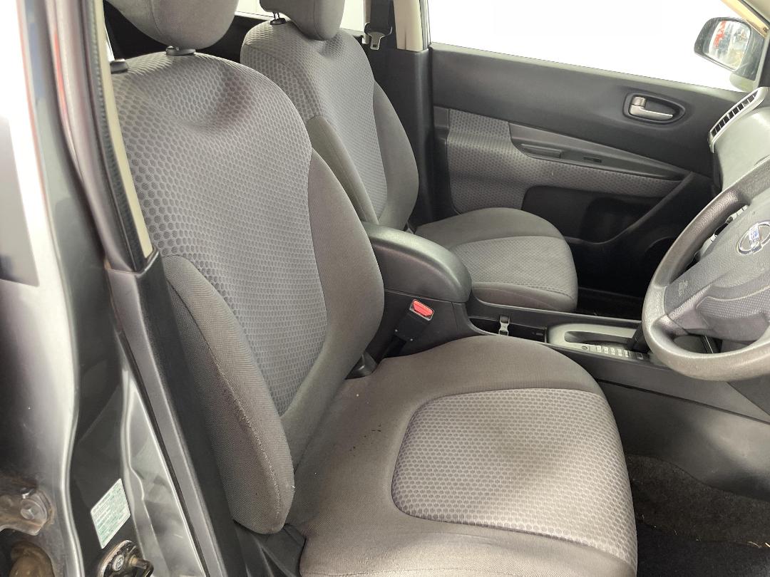 Photo '14' of Nissan Wingroad