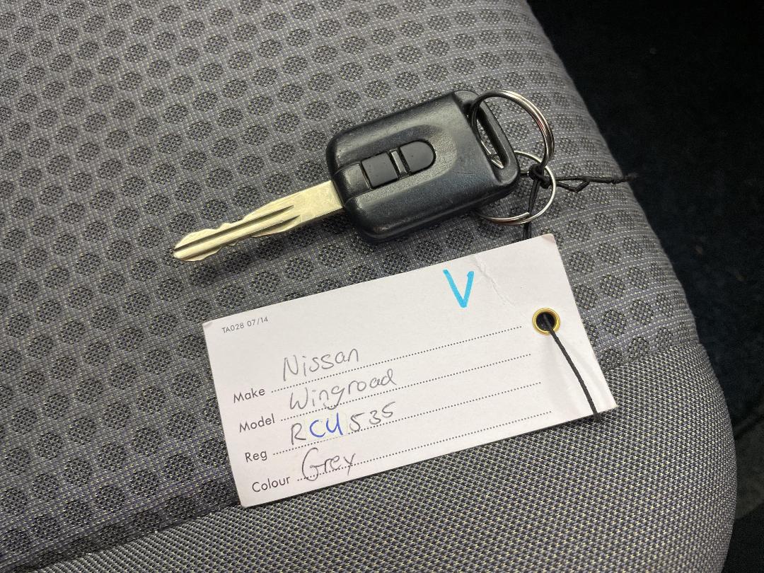 Photo '20' of Nissan Wingroad