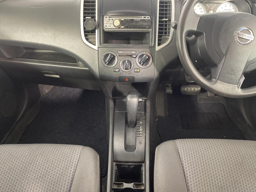 Photo '16' of Nissan Wingroad