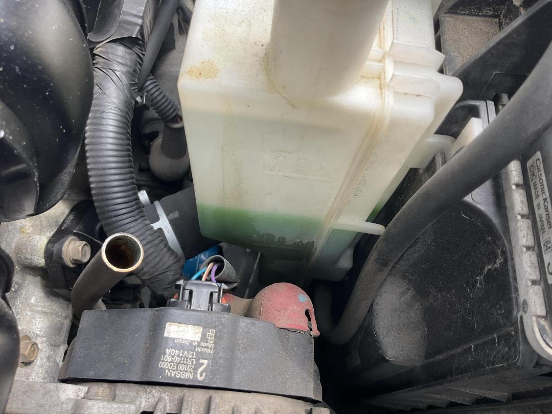 Photo '9' of Nissan Wingroad Photo '9' of Nissan Wingroad