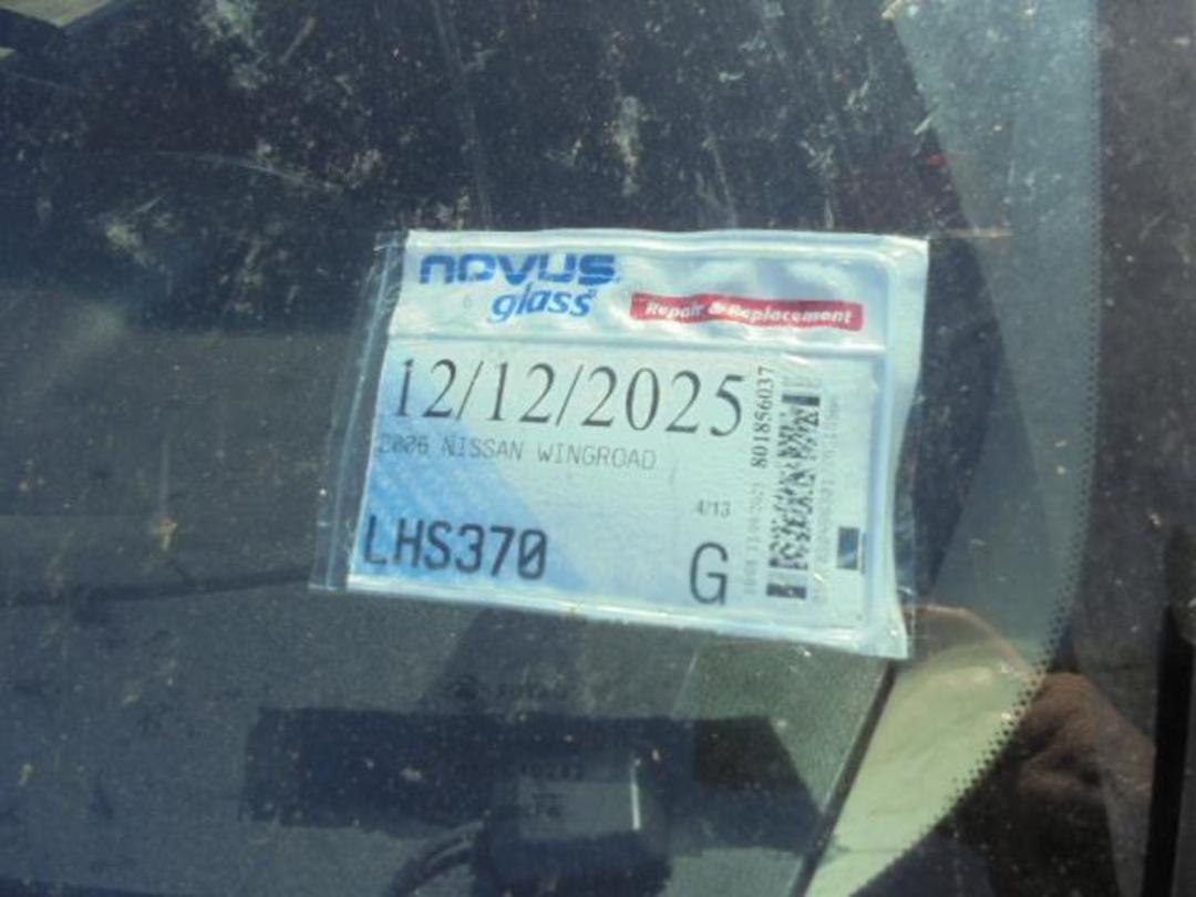 Photo '24' of Nissan Wingroad Photo '24' of Nissan Wingroad