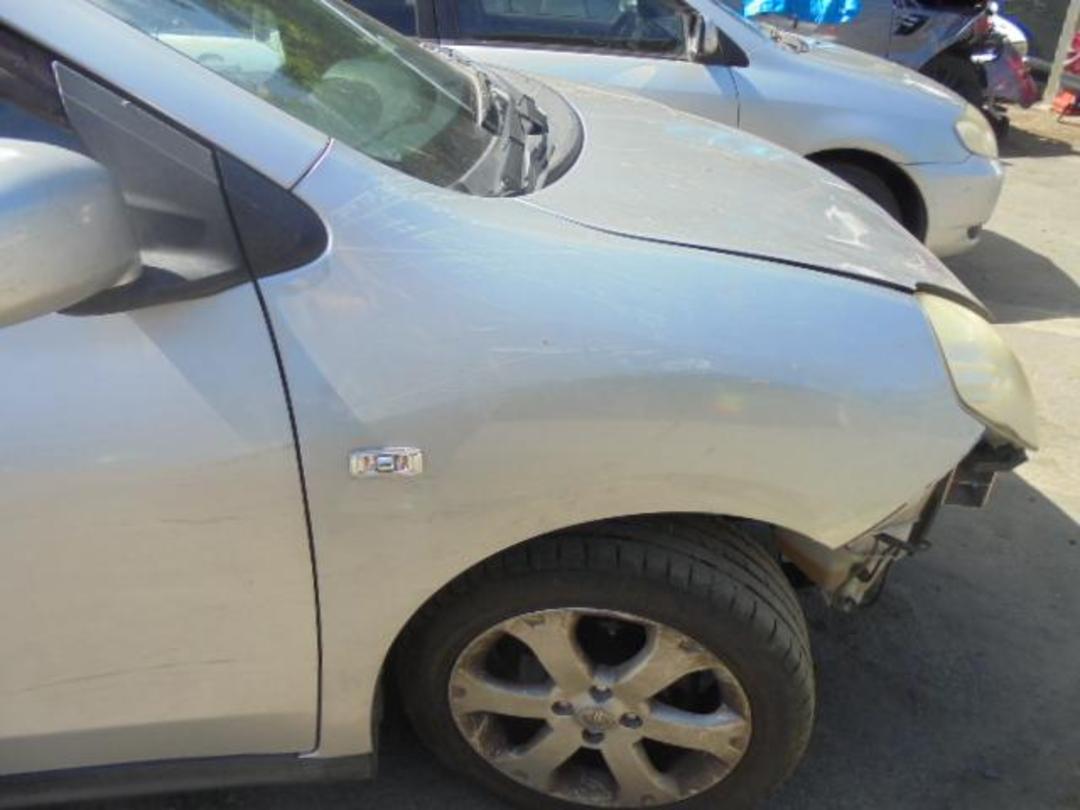 Photo '7' of Nissan Wingroad Photo '7' of Nissan Wingroad