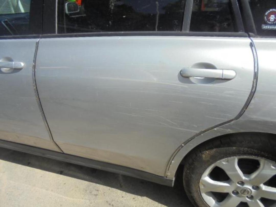 Photo '15' of Nissan Wingroad Photo '15' of Nissan Wingroad