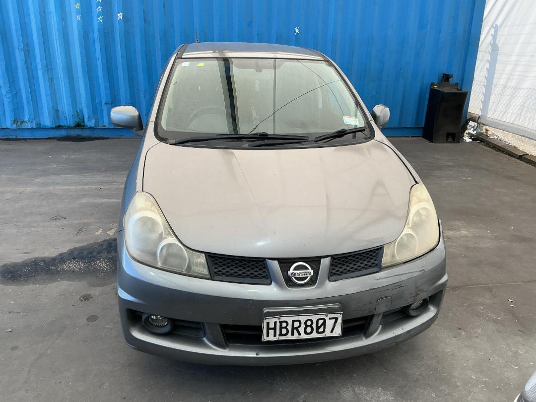 Photo '5' of Nissan Wingroad Photo '5' of Nissan Wingroad