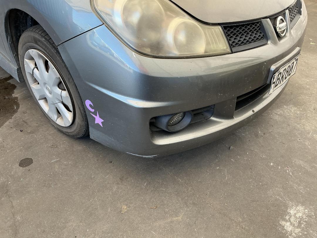 Photo '4' of Nissan Wingroad Photo '4' of Nissan Wingroad