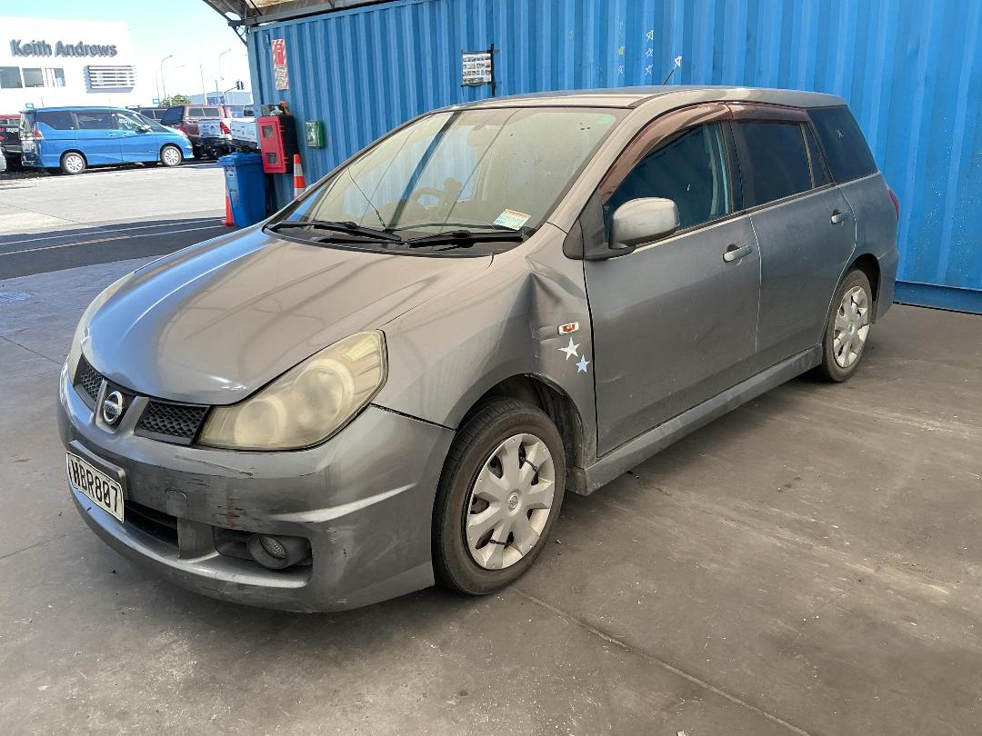 Photo '9' of Nissan Wingroad Photo '9' of Nissan Wingroad