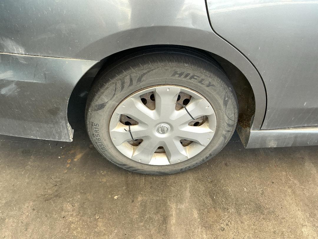 Photo '19' of Nissan Wingroad Photo '19' of Nissan Wingroad