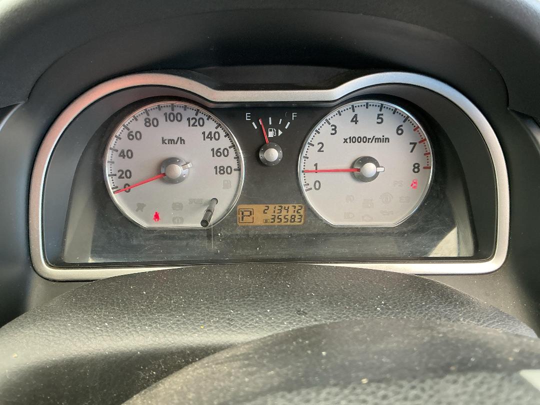 Photo '24' of Nissan Wingroad Photo '24' of Nissan Wingroad