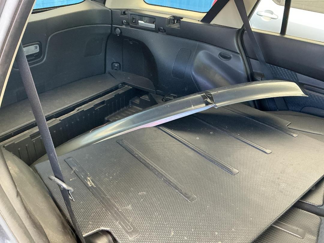 Photo '7' of Nissan Wingroad