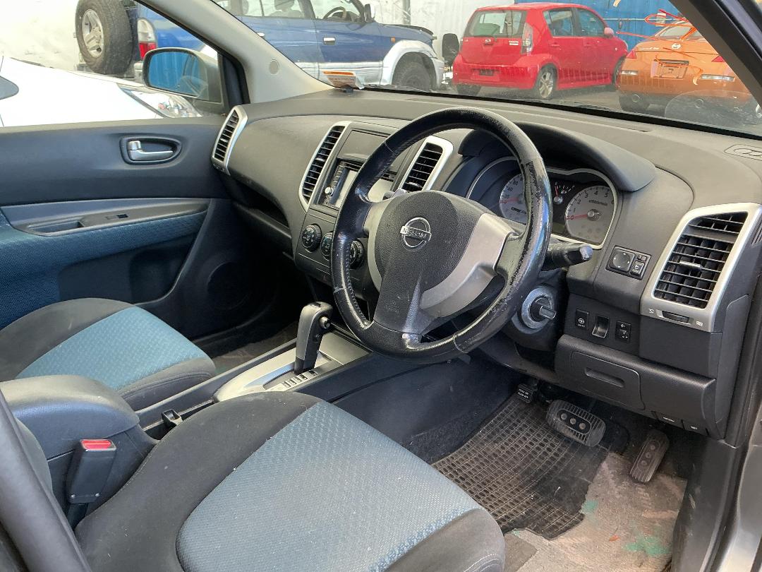 Photo '8' of Nissan Wingroad