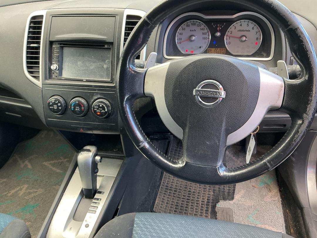 Photo '10' of Nissan Wingroad