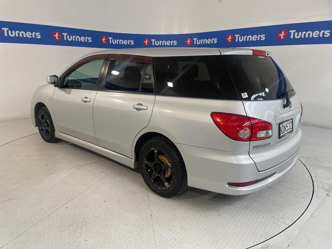 Photo '5' of Nissan Wingroad