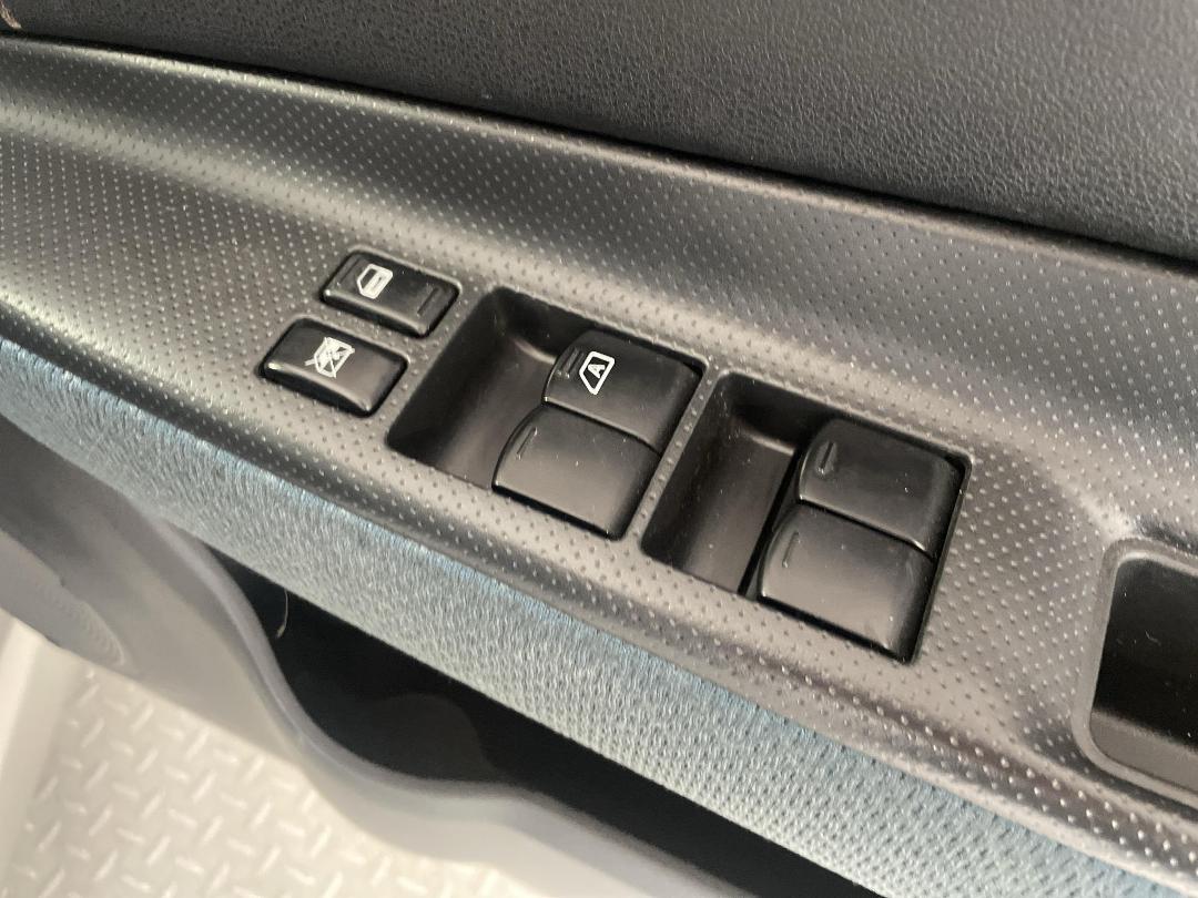 Photo '23' of Nissan Wingroad