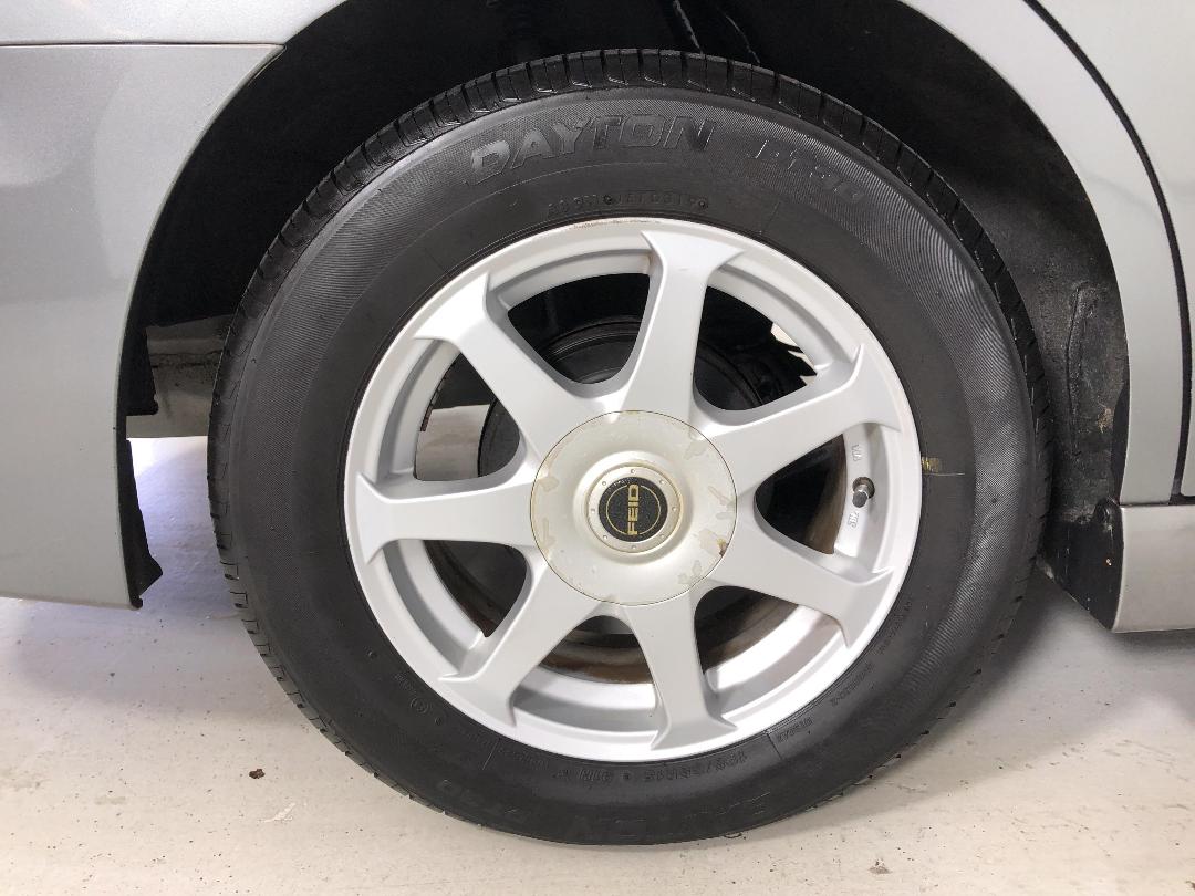 Photo '12' of Nissan Wingroad