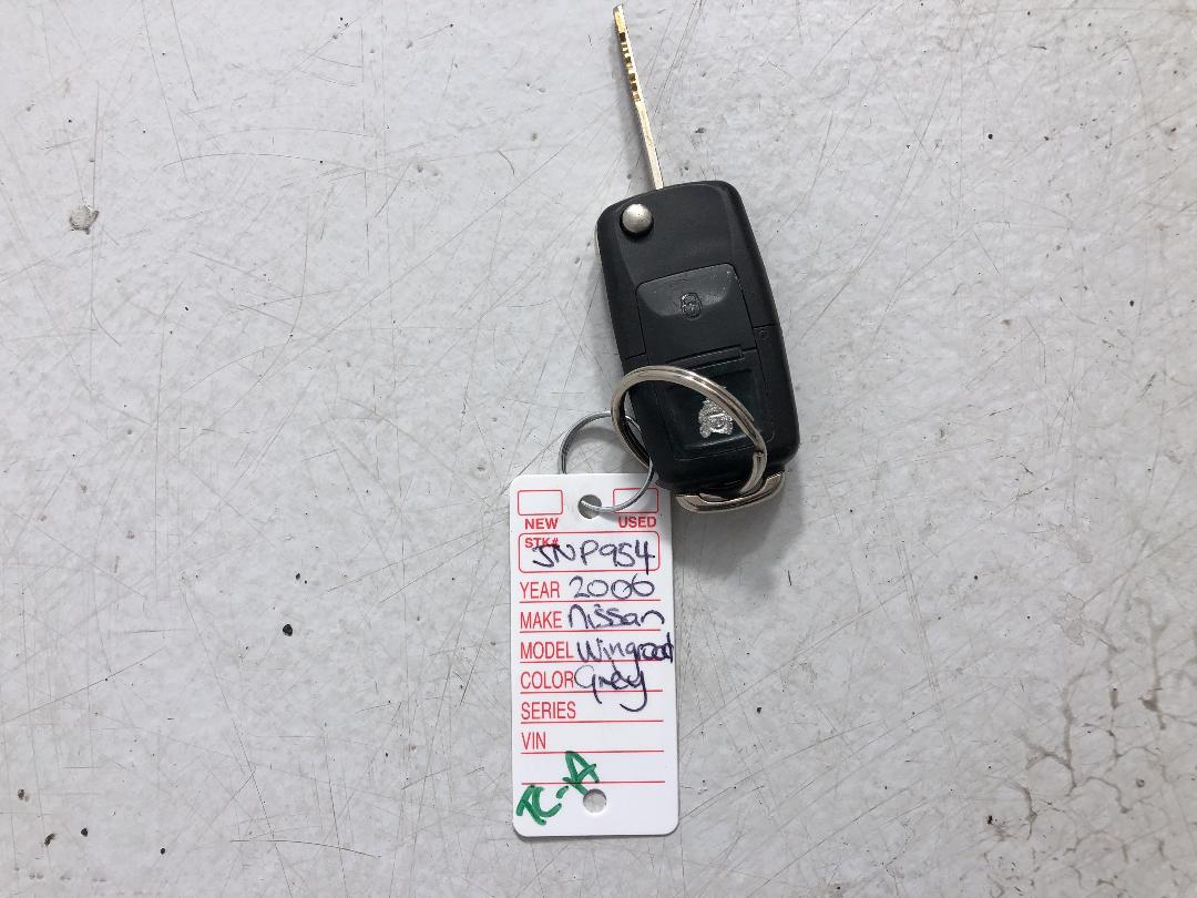 Photo '22' of Nissan Wingroad